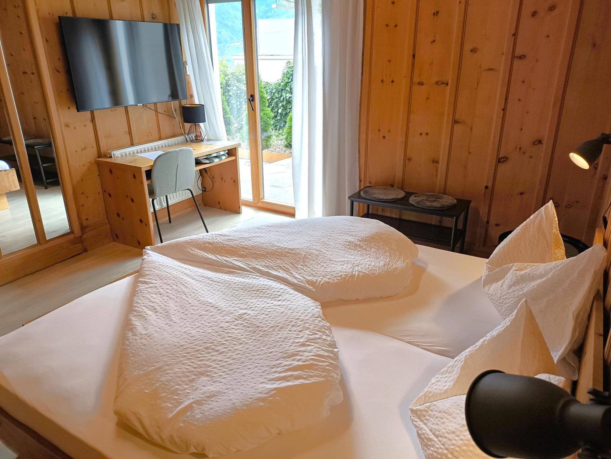 Schenna Garni Eden Bed & Breakfast Buitenkant foto