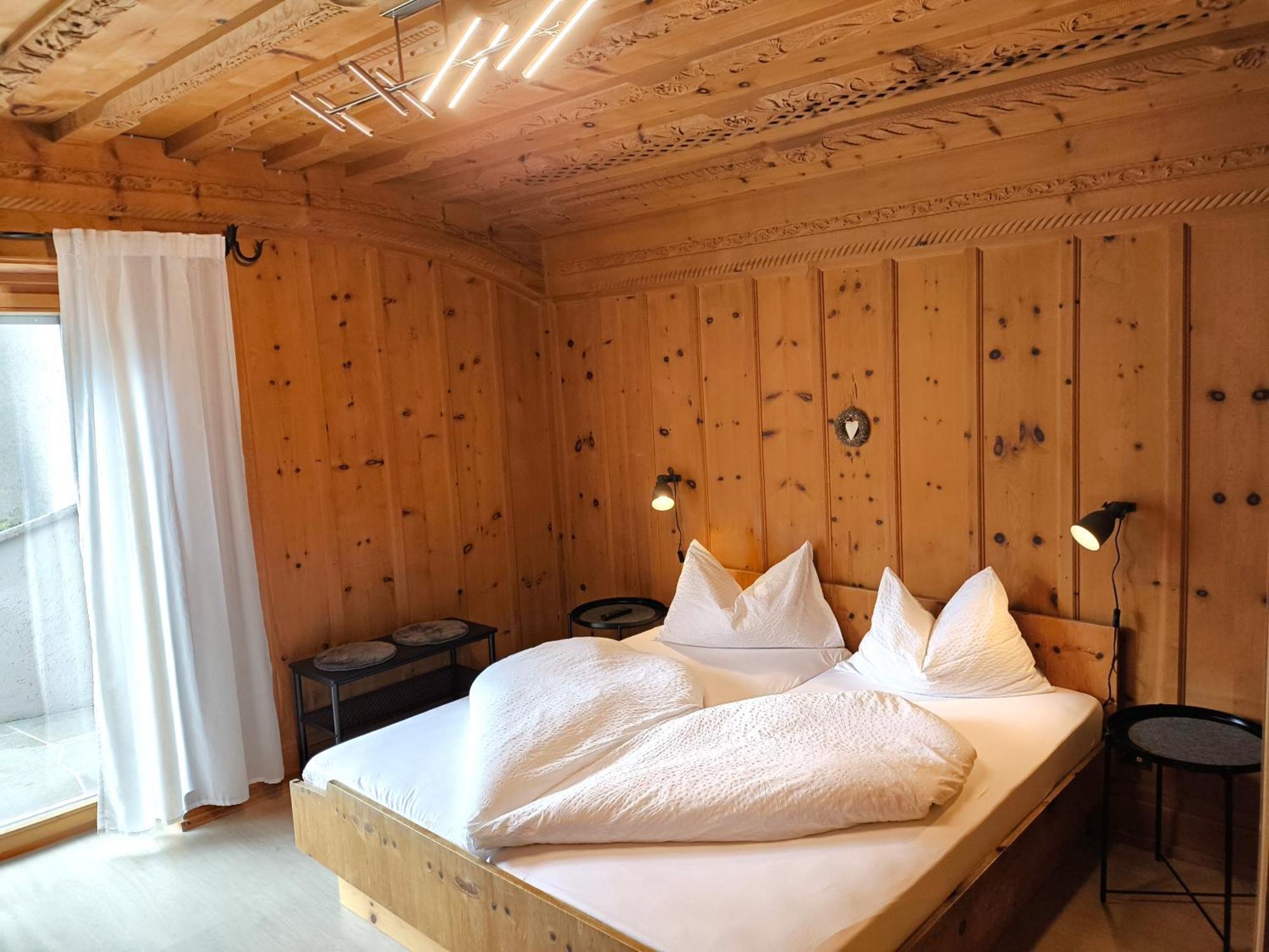 Schenna Garni Eden Bed & Breakfast Buitenkant foto