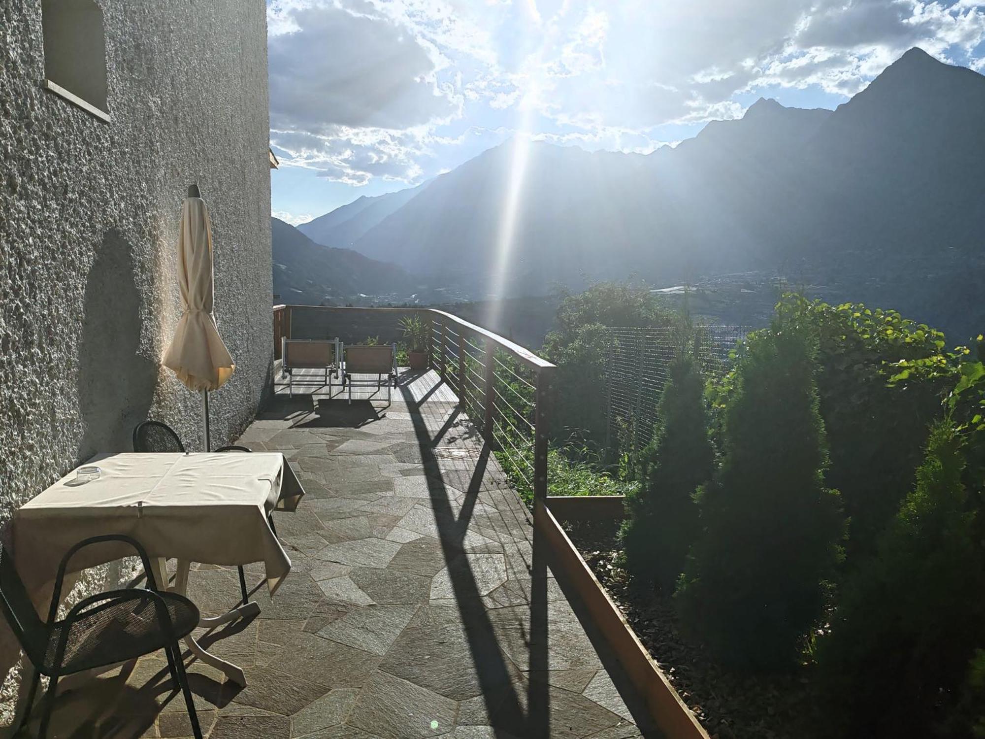 Schenna Garni Eden Bed & Breakfast Buitenkant foto